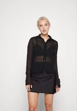 WEEKDAY Crinkle Fitted Shirt - Blouse - Black