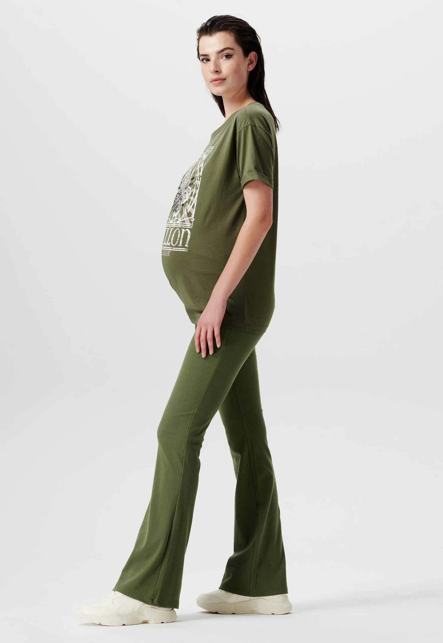 SUPERMOM Evergreen - T-Shirt Print - Olivine 2 SUPERMOM Evergreen - T-Shirt Print - Olivine - Afbeelding 2