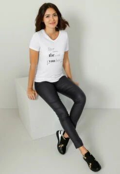 T-Shirt Print - Weiß/Schwarz -Ulla Popken Winkel 073e383827684da3ade246fe155d4baa