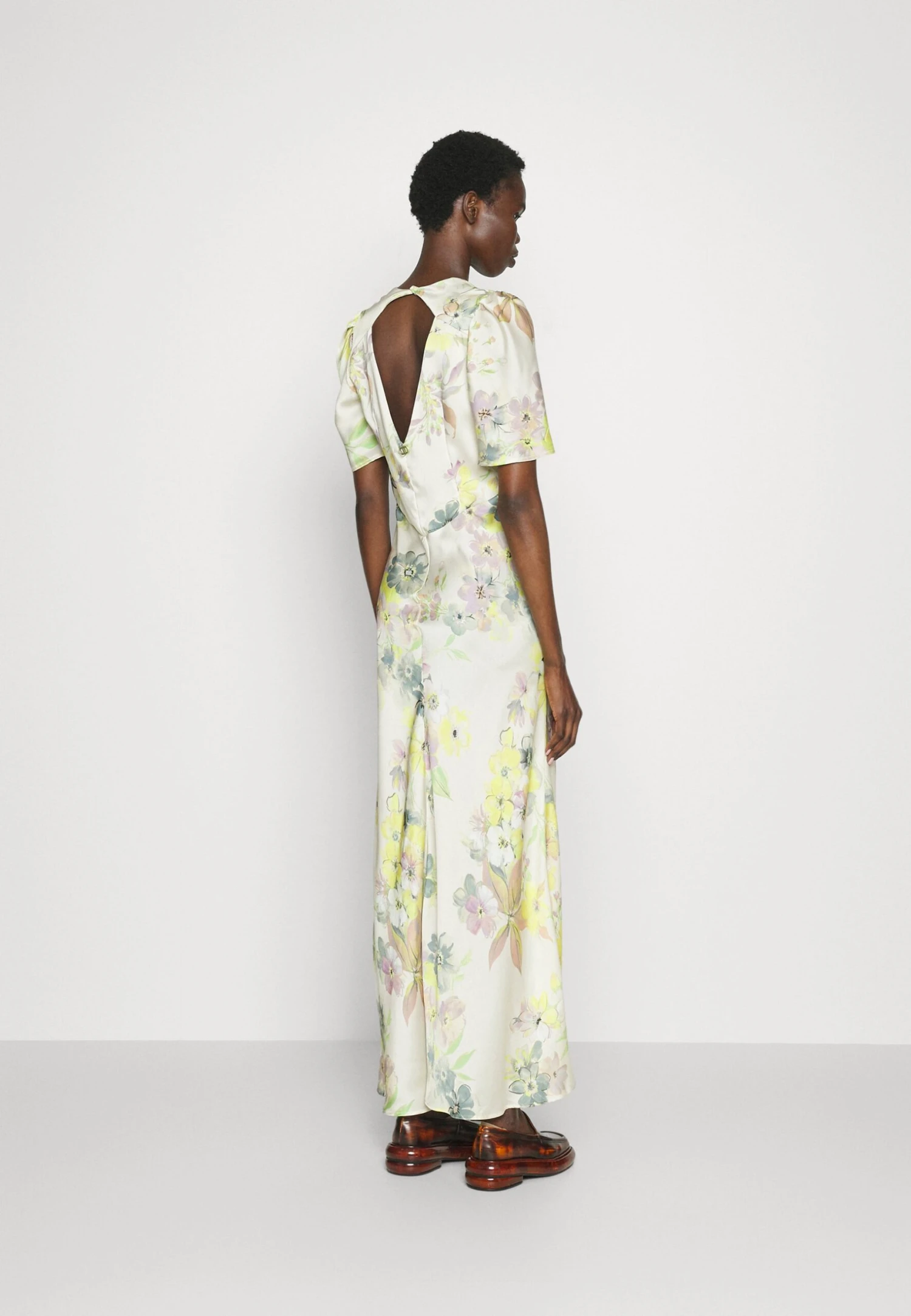 TWINSET Dress - Maxi-Jurk - Mehrfarbig 3 TWINSET Dress - Maxi-Jurk - Mehrfarbig - Afbeelding 3