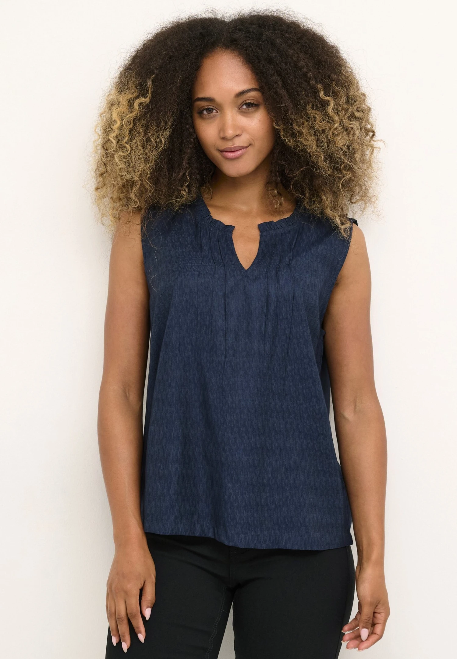 Cream Crliselin- Blouse - Total Eclipse 1 Cream Crliselin- Blouse - Total Eclipse