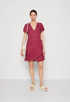 Lollys Laundry Jurk - Red -Ulla Popken Winkel 0ba05318c5644273afdc00d61ccc0f92