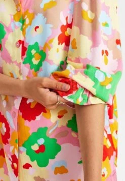 Nuzahra - Overhemdblouse - Plumeria -Ulla Popken Winkel 0c3291aef00d44b7a225489be861e076