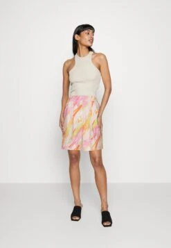 Selected Femme Slfaurelia Wide - Shorts - Blushing Bride -Ulla Popken Winkel 0e6fc87f2ad04fdfa609c016da36931b