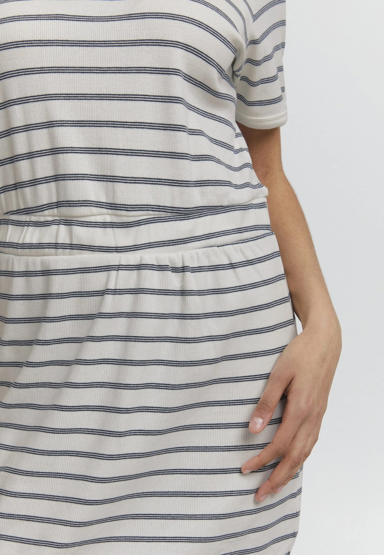 ICHI Ihlouisany Dr2 - Etui-Jurk - Total Eclipse 4 ICHI Ihlouisany Dr2 - Etui-Jurk - Total Eclipse - Afbeelding 4