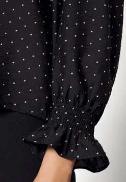 Objpetri - Blouse - Black/White -Ulla Popken Winkel 1f16e9c1b0be49f5aa4c3188953611f6