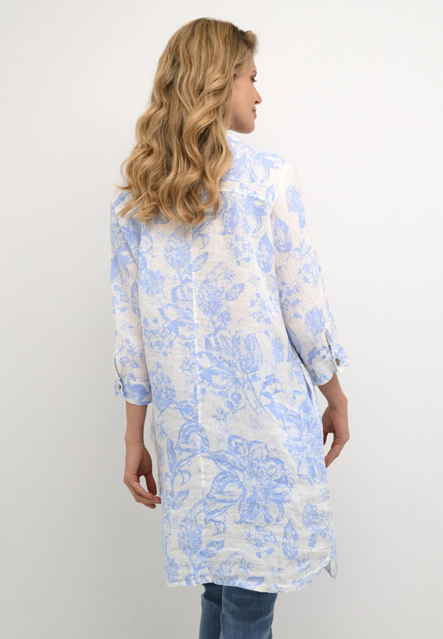 Cream Bellis Long - Overhemdblouse - Blue Botanic Garden 3 Cream Bellis Long - Overhemdblouse - Blue Botanic Garden - Afbeelding 3