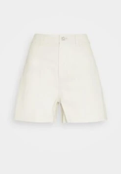 Custommade Nava - Shorts - Whisper White -Ulla Popken Winkel 219eff96869e42a4a563dbfe7ecf9f13