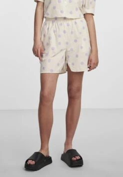 Pieces Højtaljede- Shorts - Cloud Cream 15 Pieces Højtaljede- Shorts - Cloud Cream -Ulla Popken Winkel 2feb7ef81b4c452daf3916d9da6099de
