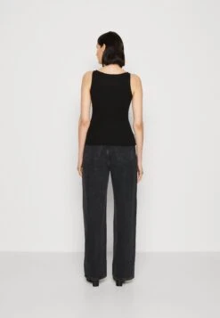 Anna Field Top - Black -Ulla Popken Winkel 347cd6ca314649149452fe1176f7d503