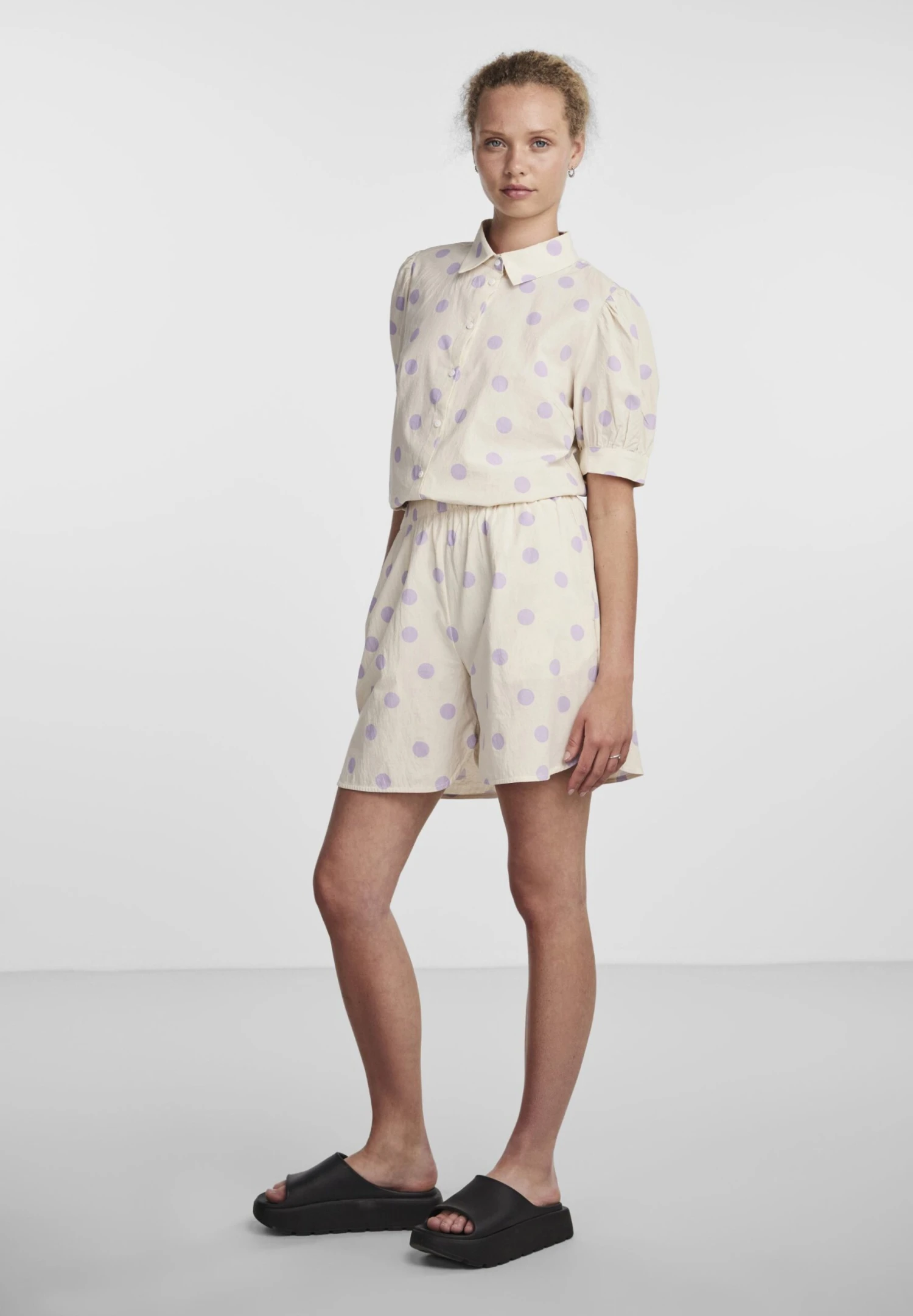 Pieces Højtaljede- Shorts - Cloud Cream 8 Pieces Højtaljede- Shorts - Cloud Cream - Afbeelding 8