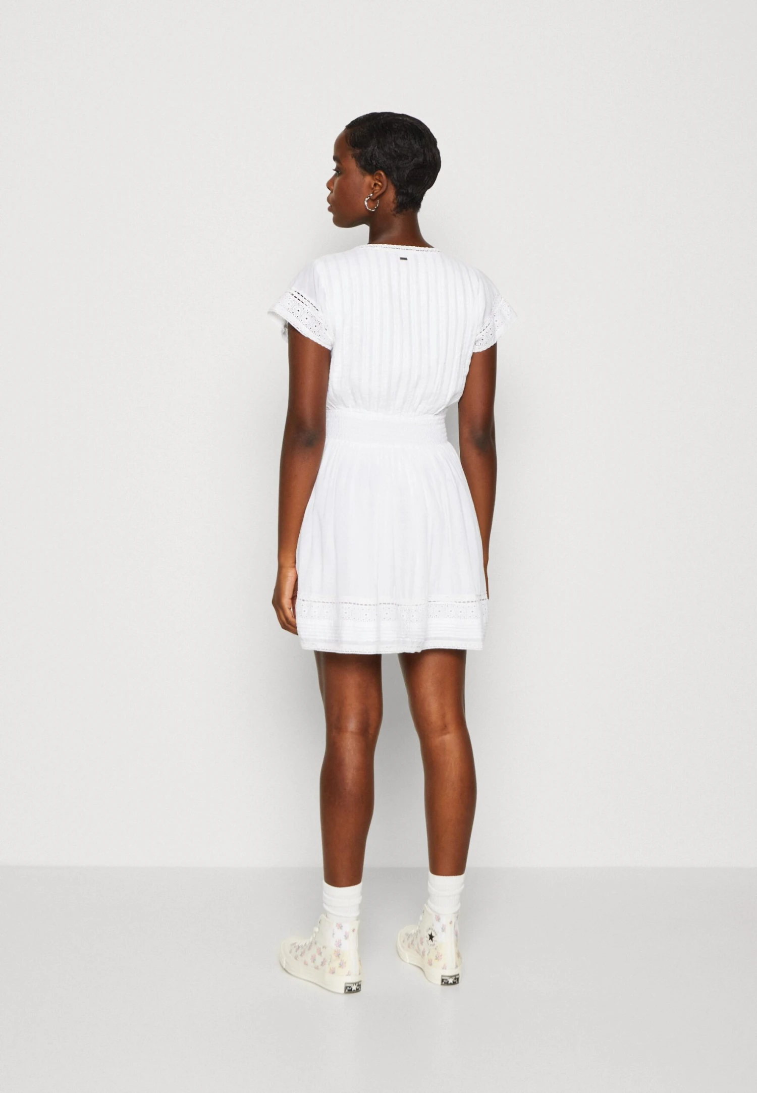 Pepe Jeans Poete - Jurk - White 3 Pepe Jeans Poete - Jurk - White - Afbeelding 3