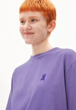 Armedangels Tarjaa Patched - T-Shirt Print - Purple Stone Indigo Lilac -Ulla Popken Winkel 4523af84497349f3b38ff0161bad1a94