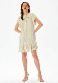 Lace-Up - Jurk - Striped Khaki -Ulla Popken Winkel 45d6b98aa6ac420689dc85163c578bf4