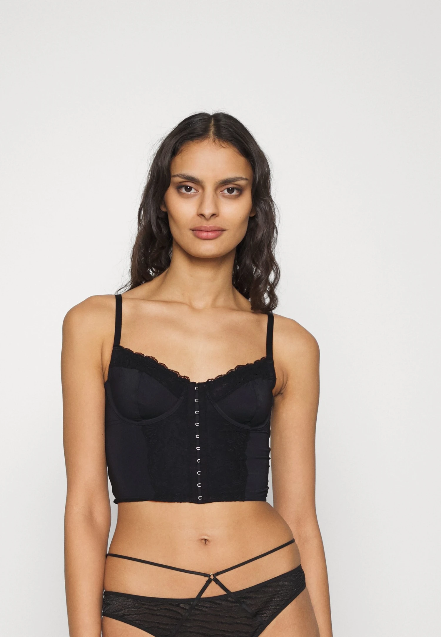 Gilly Hicks Korset - Schwarz 1 Gilly Hicks Korset - Schwarz