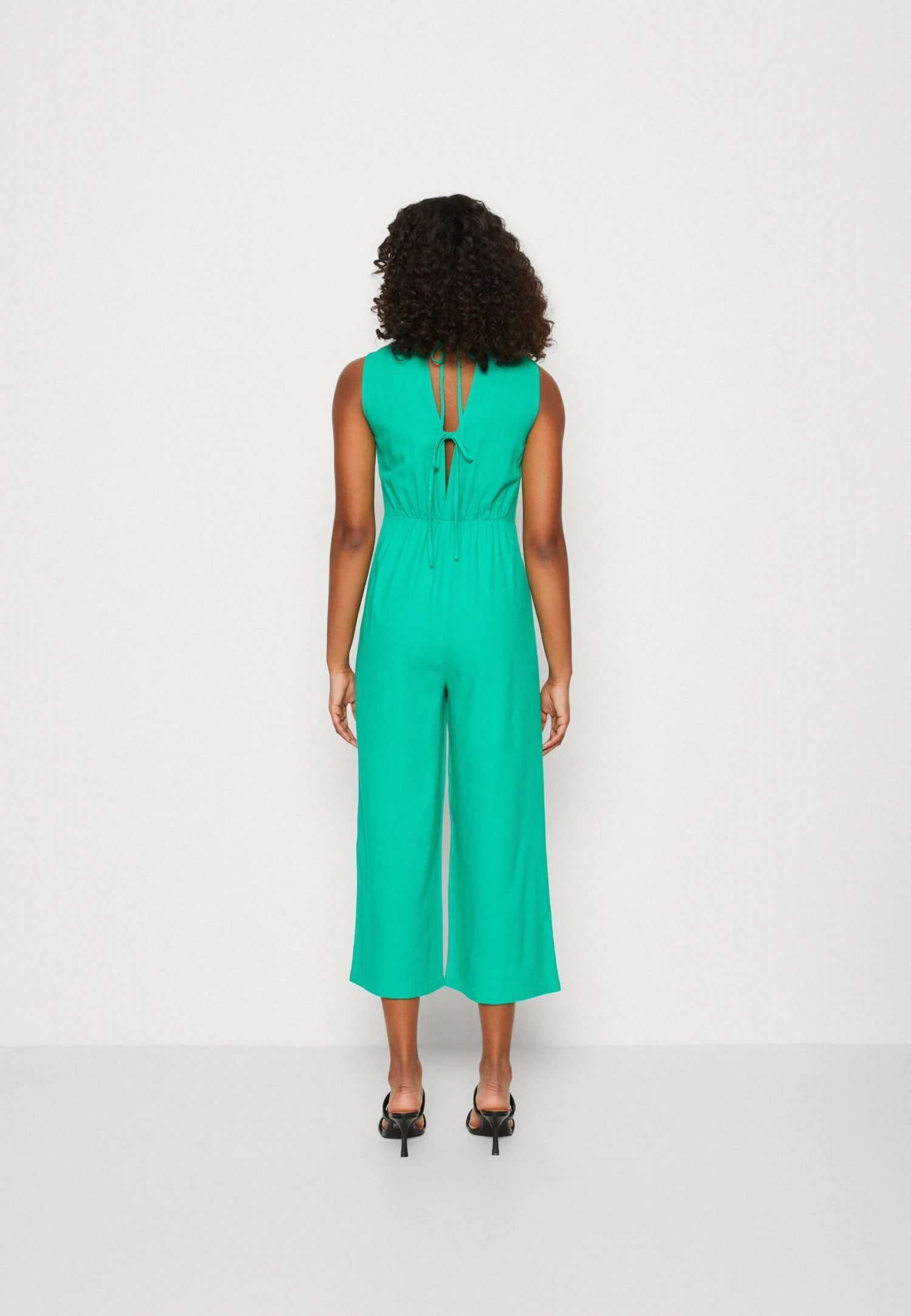 Vero Moda Vmmymilo- Jumpsuit - Bright Green 3 Vero Moda Vmmymilo- Jumpsuit - Bright Green - Afbeelding 3