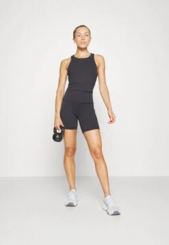 Lululemon Wunder Train Racerback Tank - Top - Black -Ulla Popken Winkel 5324ff19d229478ea8d653c31bbd1810