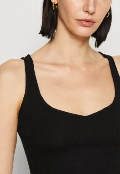 Anna Field Top - Black -Ulla Popken Winkel 5a83033c79be4fa29b9f4dcaede9c473