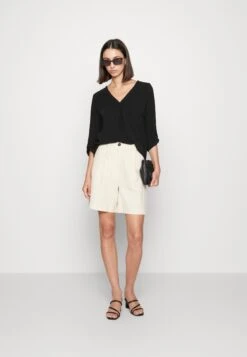 Jdydivya - Blouse - Black -Ulla Popken Winkel 5af8189f61534c12b4e1ee1f86f67721