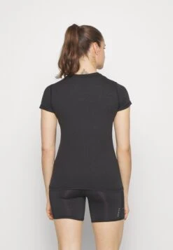 Puma Graphic Tee Run - T-Shirt Print - Black -Ulla Popken Winkel 5dce446d44ec42e79953656f4c938773