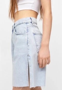 PULL & BEAR Bermuda- Jeansshort - Blue Denim -Ulla Popken Winkel 5e1030b6dbeb47a08ff48587374de7a2