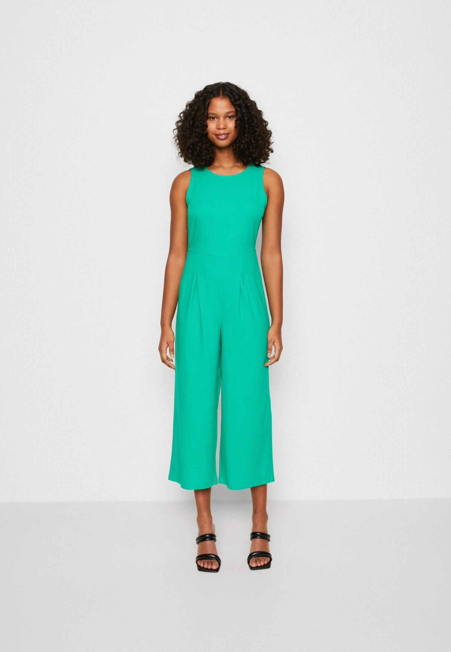Vero Moda Vmmymilo- Jumpsuit - Bright Green 1 Vero Moda Vmmymilo- Jumpsuit - Bright Green