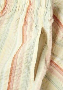 JJXX Jxliva - Shorts - Seedpearl -Ulla Popken Winkel 6d39981ef12a443889c834636ab49efe