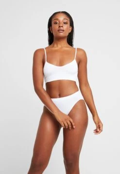 HANRO Touch Feeling - Bustier - White -Ulla Popken Winkel 7b5ca25a78034f358ba94a8ce1d08629