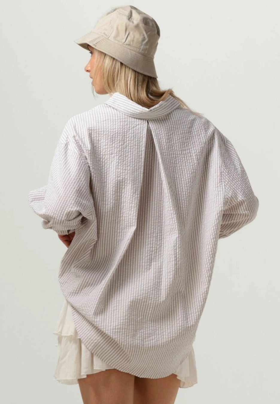 Colourful Rebel Vicky Striped Dropped Shoulder - Overhemdblouse - Zand 2 Colourful Rebel Vicky Striped Dropped Shoulder - Overhemdblouse - Zand - Afbeelding 2