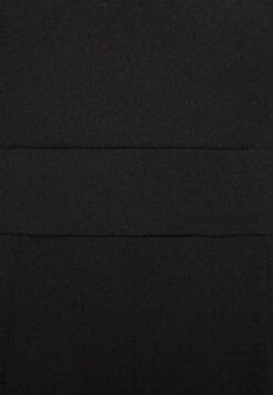 Joan - Jumpsuit - Black -Ulla Popken Winkel 7ff9ab5a8abc4b9ebc3cb430b73257bf