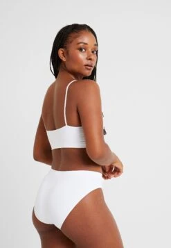 HANRO Touch Feeling - Bustier - White -Ulla Popken Winkel 94f0eefa2f1e4a93ace72dc927a20d03