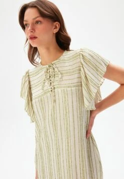 Lace-Up - Jurk - Striped Khaki -Ulla Popken Winkel a3ea8197e8c349d396efb50b1885a3c4