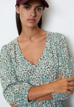 Marc O'Polo DENIM V Neck Blumen Shaped Aus Crêpe Vo - Jurk - Multi Still Water -Ulla Popken Winkel a7af9b70e2c6476cbc0f681f87551e8b