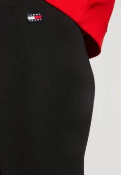 Tommy Jeans Curve Badge Cycle - Shorts - Black -Ulla Popken Winkel aa3db6ff205d4bd98909356c557555b2