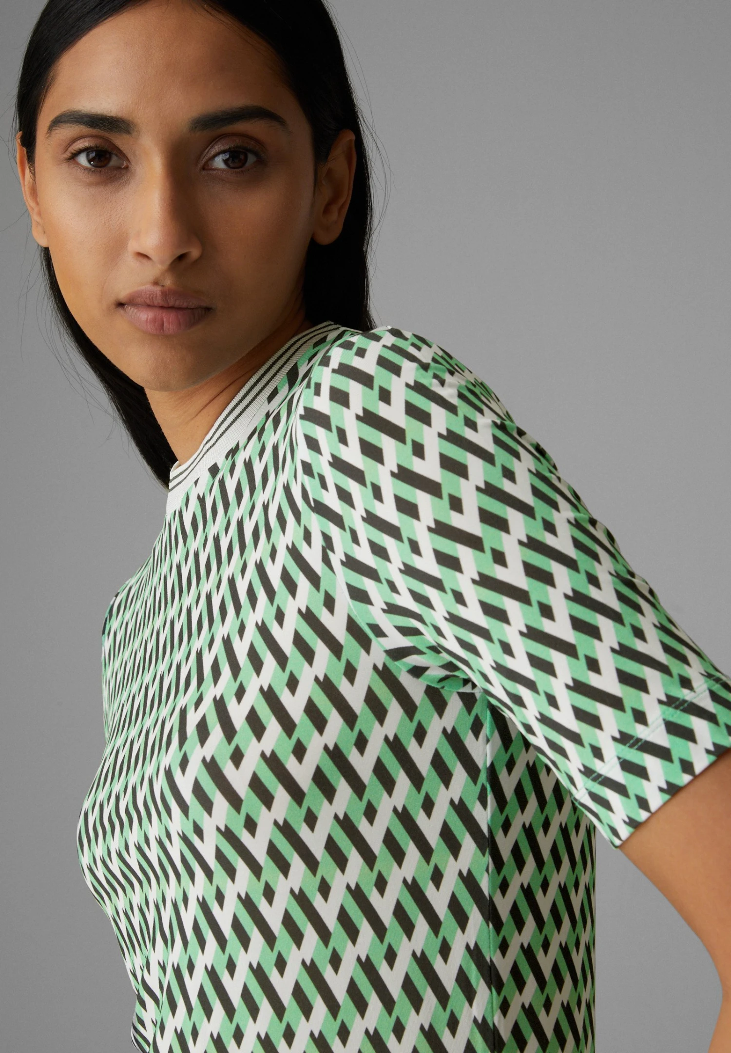 Bogner Alene - T-Shirt Print - Grün Weiß 4 Bogner Alene - T-Shirt Print - Grün Weiß - Afbeelding 4