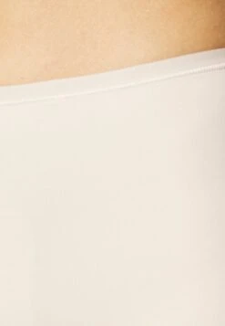 Marks & Spencer Flexi 3 Pack - Shapewear - Nude 9 Marks & Spencer Flexi 3 Pack - Shapewear - Nude -Ulla Popken Winkel be845eeaf36241eda7057bde5afb1f3d