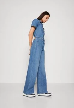 Pepe Jeans Evelyn - Jumpsuit - Denim -Ulla Popken Winkel c43bb5430e664f5b9970ae6999c4cc2b