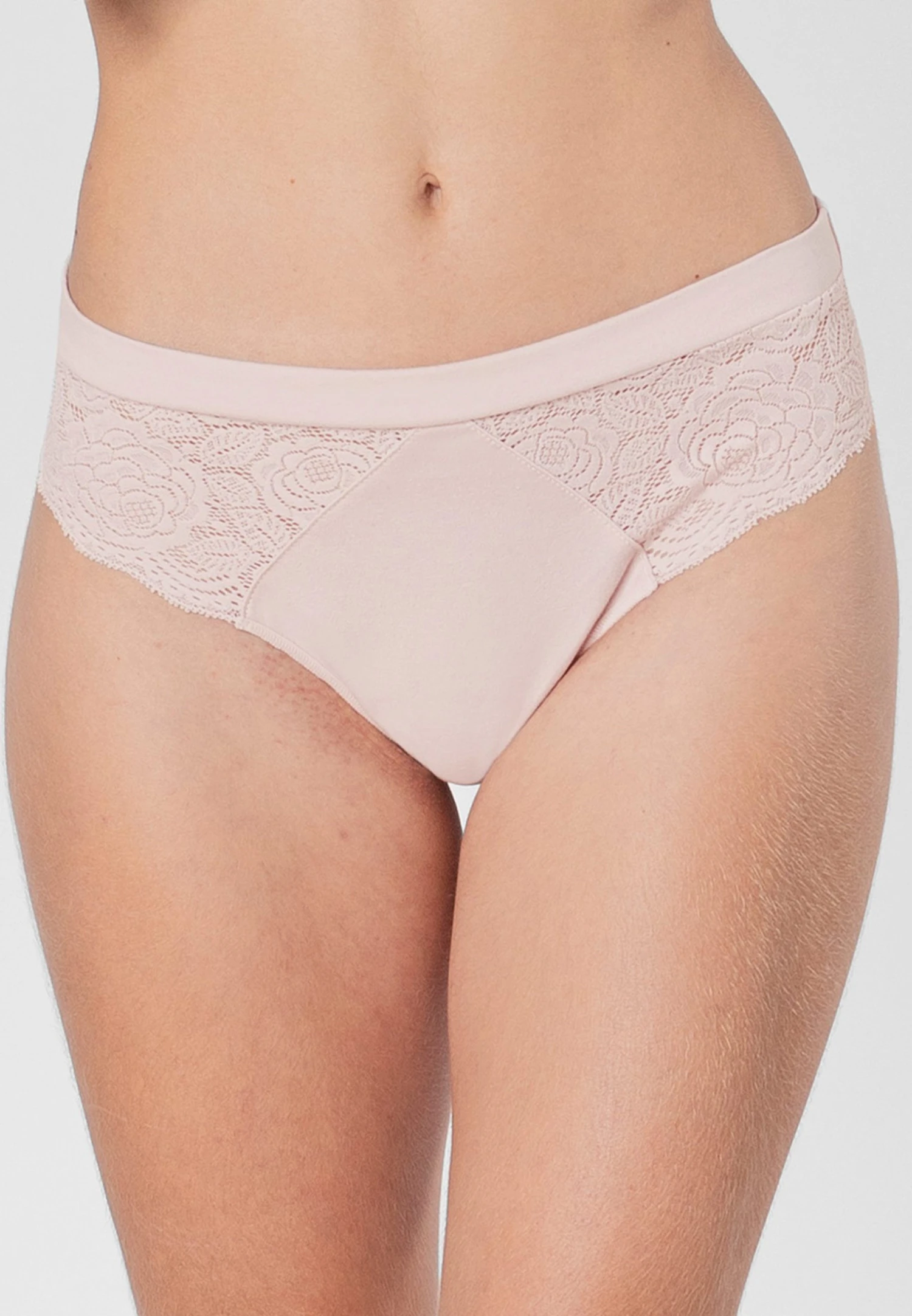 Gertrud - String - Cappuccino 1 Gertrud - String - Cappuccino