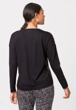 Powerful Vibes - Longsleeve - BlackWhite -Ulla Popken Winkel dbf95b7387f34aa8b2f77d31baafdfdb