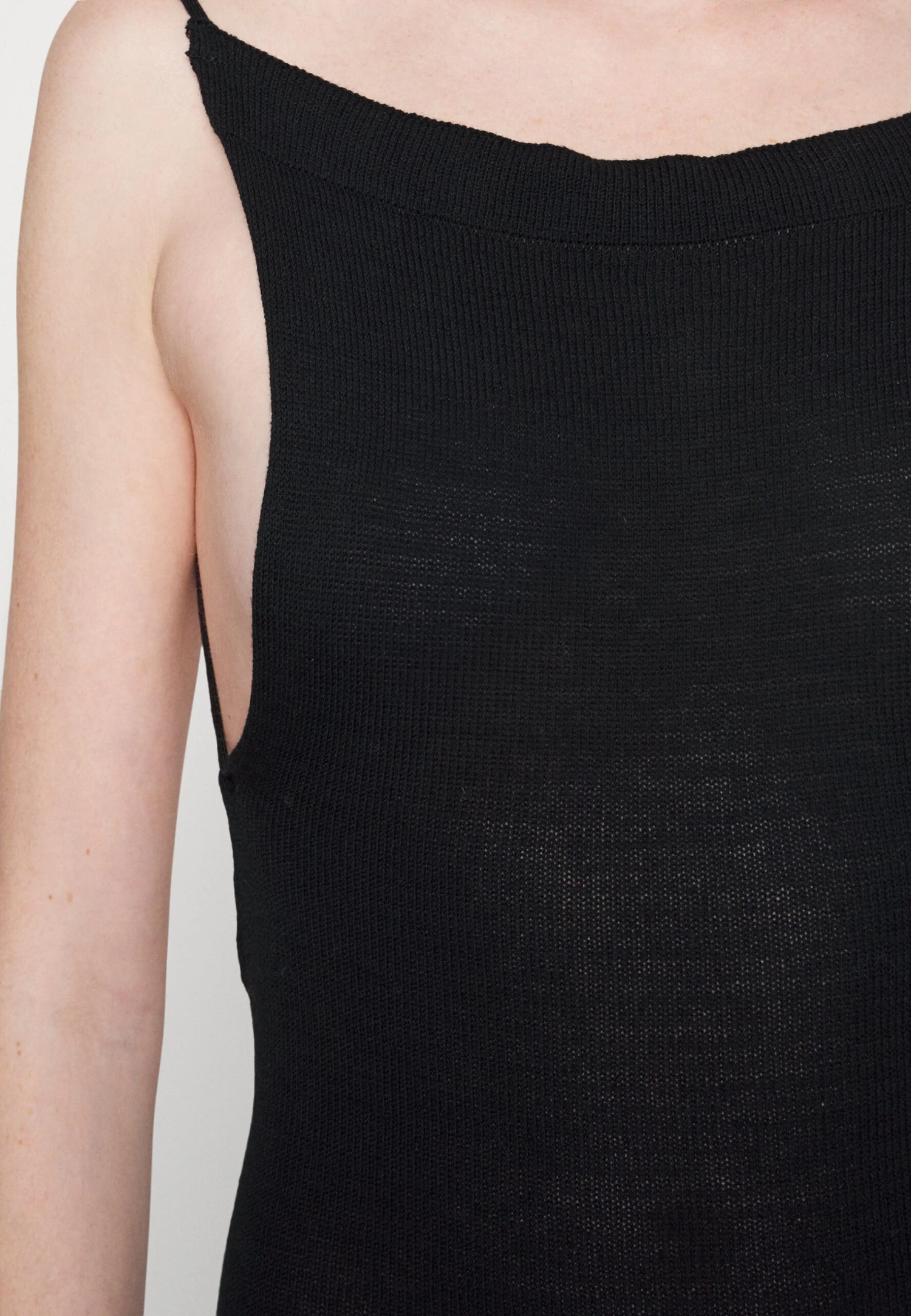 ALOHAS Delicate Strap Dress - Gebreide Jurk - Black 7 ALOHAS Delicate Strap Dress - Gebreide Jurk - Black - Afbeelding 7