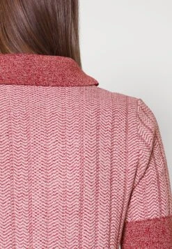 Blanche Seawool Polo - Poloshirt - Red 11 Blanche Seawool Polo - Poloshirt - Red -Ulla Popken Winkel e6bd25e2589a47e988aafb76c6af6005