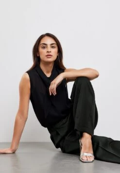 Taifun Sleeveless Shirt - Blouse - Schwarz -Ulla Popken Winkel e7d642ad0ea6490b98ee6f1b3c7924f7