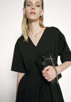 Vampata - Jumpsuit - Nero -Ulla Popken Winkel ebd95ff12ada46e7acfde52121708512