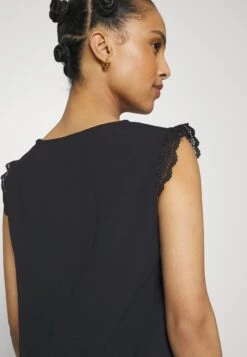 Vero Moda Petite Vmnanna - Blouse - Black -Ulla Popken Winkel fc7c0226c61246c592792b08661eab67