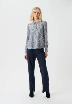 Ina Ns - Blouse - Passion Dark Ocean -Ulla Popken Winkel fd17635079c3436e8e0c7da25bb5ce3d